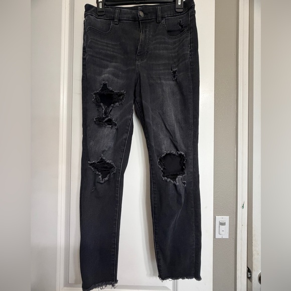 American Eagle Outfitters Denim - American Eagle Curvy High-Rise Skinny Jeans | Black Distressed | Size 10